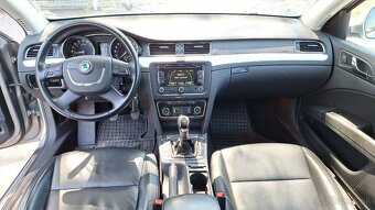 ŠKODA SUPERB COMBI 2.0 TDI. - 17