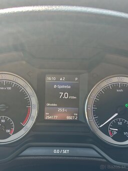 Škoda octavia combi scout - 17