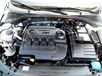 Škoda Octavia 2.0TDi LED-ROZVODY-BRZDY-PNEU - 17