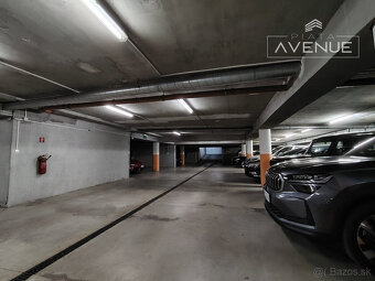 🏢 NA PREDAJ/ obchodný priestor so showroomom a možnosťou býv - 17