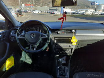 Predám Skoda Rapíd  1.2 tsi   Limuzína    2015 - 17