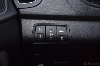 Hyundai i20 1.2i BENZÍN Chic KAMERA TEMPOMAT SR 2020 DPH - 17
