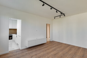 3-izbový byt - kompletná rekonštrukcia | TOP lokalita Košice - 17