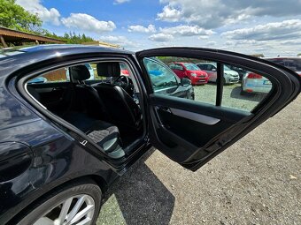 Volkswagen Passat 2.0 TDI 130KW Highline - 17
