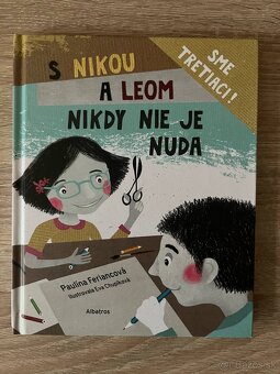 Mix knižiek - 17