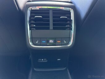 Škoda Octavia Combi 2.0 TDI SCR Ambition DSG - 17