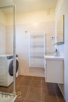 Rodinný dom v obci Huncovce na predaj - 17