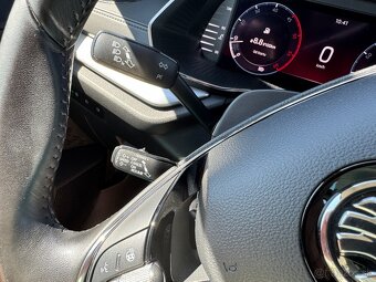 ŠKODA OCTAVIA COMBI 2.0 TDI - 17