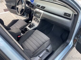 VW PASSAT 1.9 TDI 77KW SEDAN - 17