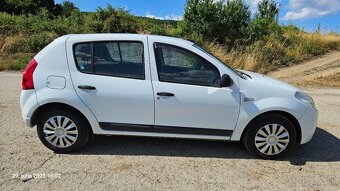 Predám Dacia Sandero Hatchback r. 2009 - 17