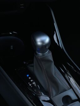 Toyota C-HR 2.0 Hybrid Dynamic Force GR Sport E-CVT - 17