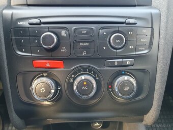 Citroën C4 1.6 VTi Attraction - 17