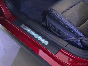 Ford Mustang GT 5.0 V8 Fastback 446k - 17