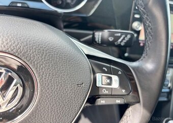 Volkswagen Touran 1.4TSI 110KW,SOUND,WEBASTO,PAN benzín - 17