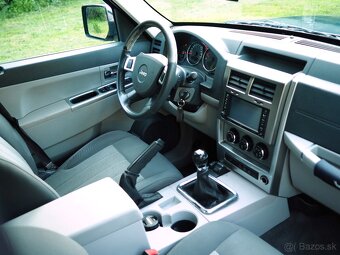 Jeep Cherokee 2.8CRD 130kW, LIMITED, M6, 4x4 + redukcia - 17