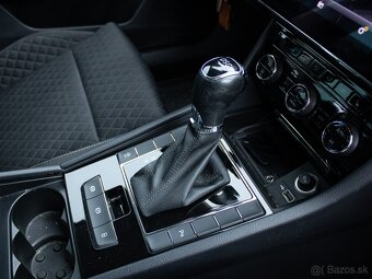Škoda Superb Combi 2.0 TDI  Style,DSG 110kw,A7,Nehavarované - 17