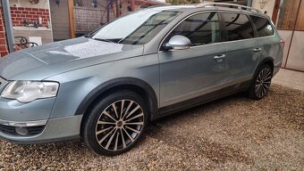 Predám elektrony orginal BORBET, 5x114 8,5Jx18 ET 45,225/45 - 17