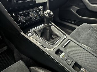 Volkswagen Passat 2.0 TDI BMT Highline - 17
