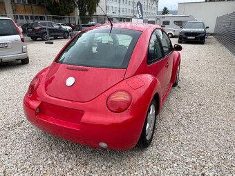 VW New Beetle - 17
