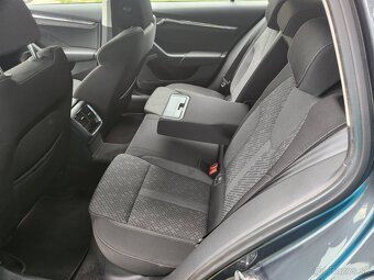Predám  Škoda Octavia Combi 2.0 TDI SCR Style DSG - 17