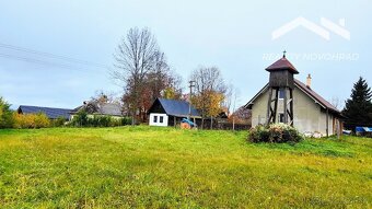 Vidiecke sídlo na polosamote Ábelovských Lazov - 17