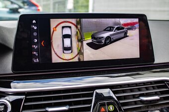 BMW Rad 5 530i xDrive, A/T, 185kW, A8, 4d / AJ NA SPLÁTKY / - 17