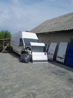 Dvere zadné  H1, H2 H3 na dodávky Citroen jumper, Peugeot bo - 17