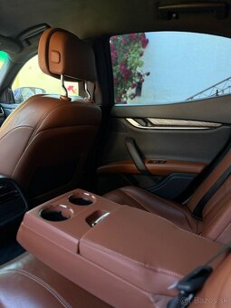 Maserati Ghibli – 3.0 Diesel – 275 koní – 2016, dovoz IT - 17