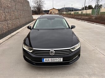 VW Passat Hightline model 2018 Panotama Bez AD blue - 17
