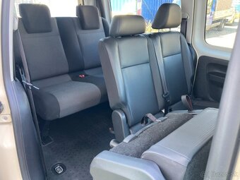 VOLKSWAGEN CADDY MAXI 2,0TDi 7míst DSG HIGHLINE - 17