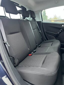 Peugeot 208 1.2 PureTech Active E6.2 - 17