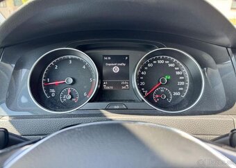 Volkswagen Golf 2,0 TDI DSG COMBI nafta automat 110 kw - 17