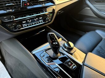 🖤 BMW M5 M550i Xdrive 4.4 V8 Twin-turbo 390kw FL v ZÁRUKE - 17