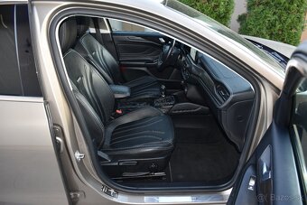 Ford Focus 2.0 TDCi VIGNALE-MAX. VÝBAVA / - 17