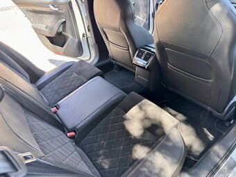Škoda Superb Combi 2.0TDI 147KW Sportline DSG Matrix Virtual - 17