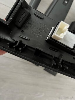 Diely interiér Škoda Superb 2 - 17