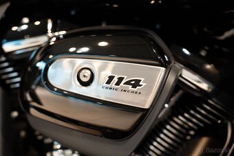 Harley Davidson Road Glide ULTRA LIMITED - 17