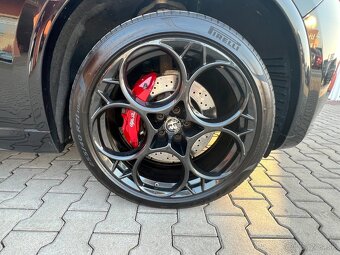 Alfa Romeo Stelvio V6 2.9 BI-TURBO Quadrifoglio (ODPOČET DPH - 17