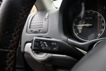 Škoda Octavia Combi 2.0 TDI Ambiente MAX - 17