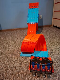 Hot Wheels - 17