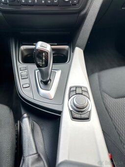 BMW Rad 3 Touring 320d A/T 135kw - 17
