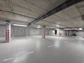 NA PRENÁJOM 2 IZBOVÝ BYT S PARKOVANÍM V BRATISLAVE - 17