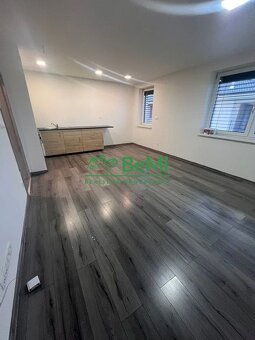 Novostavba 3 izbový byt - 80m2 , balkón, lukratívna  časť -  - 17