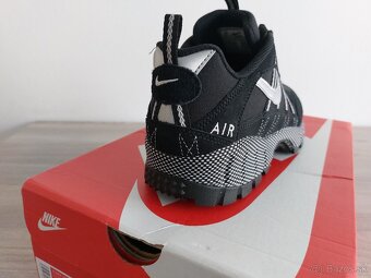Nové NIKE AIR Humara, EU 40 - 17