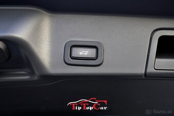 ⏩ Land Rover Range Rover Evoque 2.0D I4 D200 MHEV SE AWD A/T - 17