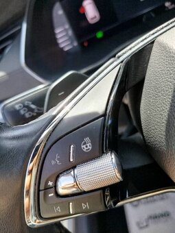 Škoda Octavia Combi 2.0 TDI Business DSG 110kw / 2022 - 17