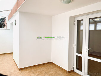 Prenájom 2-izbový byt 68 m2, Železničiarska ulica, Prešov - 17