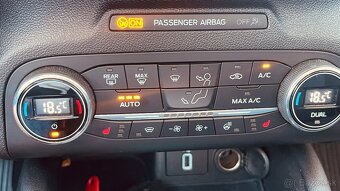 Ford Focus Kombi 1.5 TDCi EcoBlue Titanium - 17