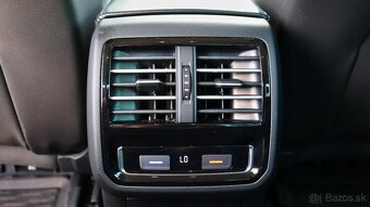 Volkswagen Passat Highline B8 Sedan 2.0 140kw DSG - 17