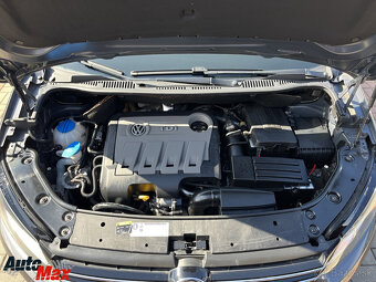 Volkswagen Touran 1.6 TDI highline DSG - 17